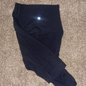Lululemon 8” align biker shorts🖤